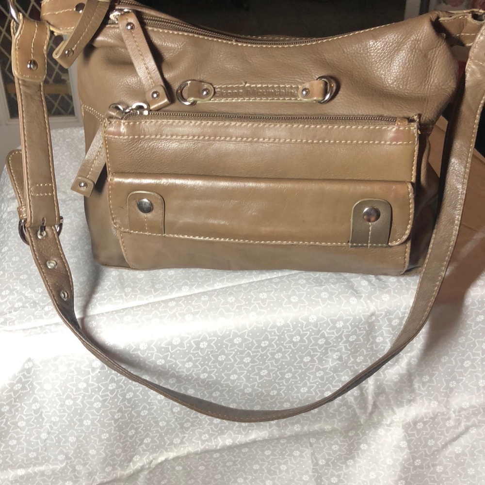 Stone Mountain Tan Leather Purse
